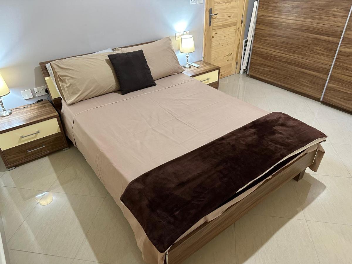 Apartment Ewa - 3-bedrooms Near Sliema - St Julians Seafront