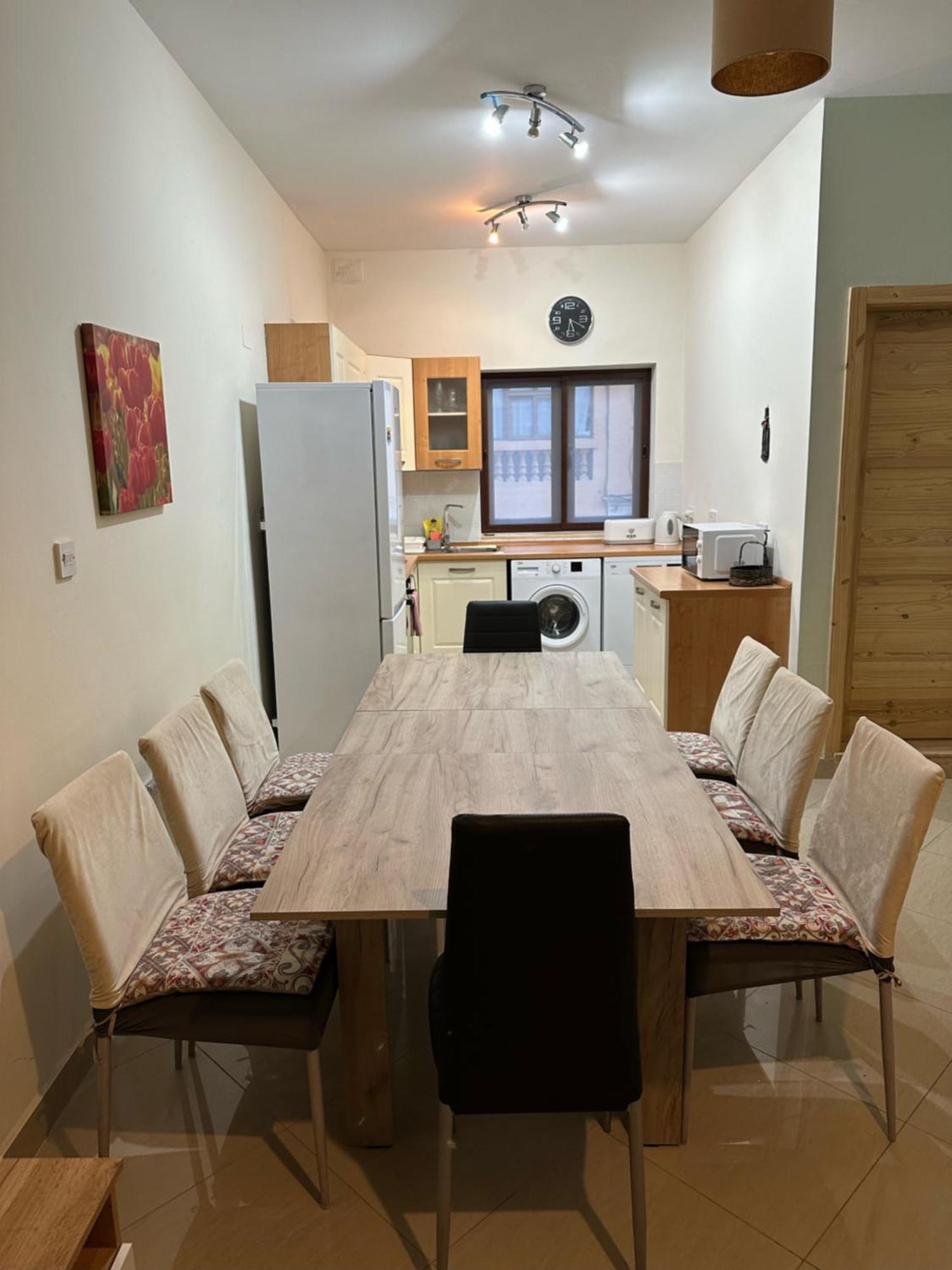 Ewa - 3-bedrooms Near Sliema - St Julians Seafront Gzira